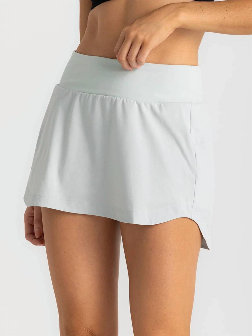 NEW FREE FLY bamboo-lined active breeze skort in sky gray
